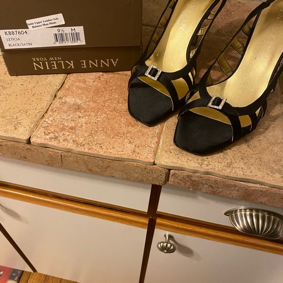 Anne Klein evening shoe made in Italy - Picture 2 of 5